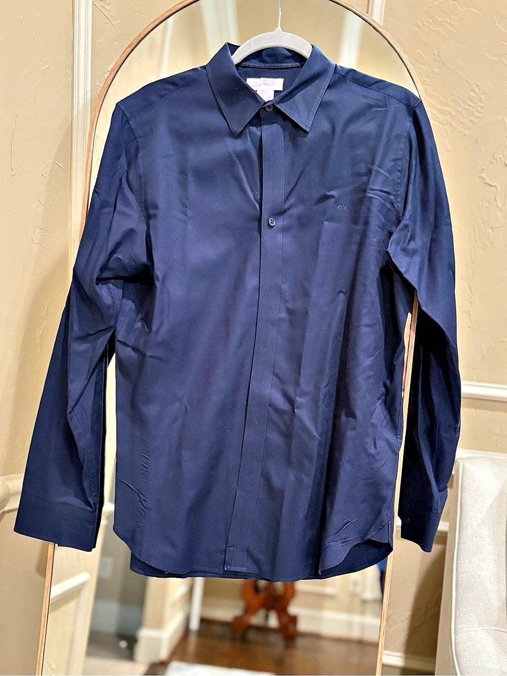 Calvin Klein Men's Blue Button Down Size Medium